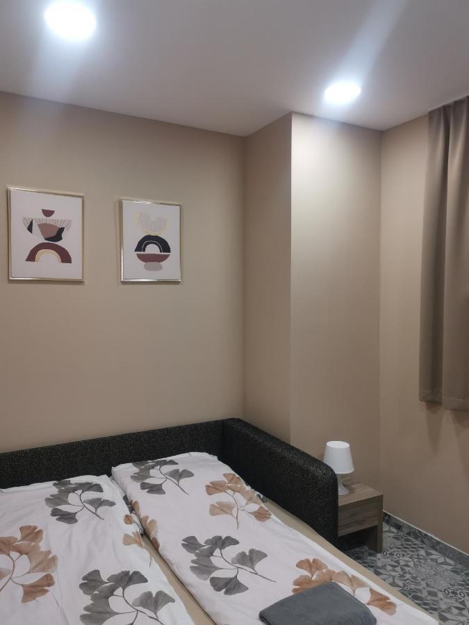 Podlovics Tanya Panzio Apartment Kemecse Екстериор снимка