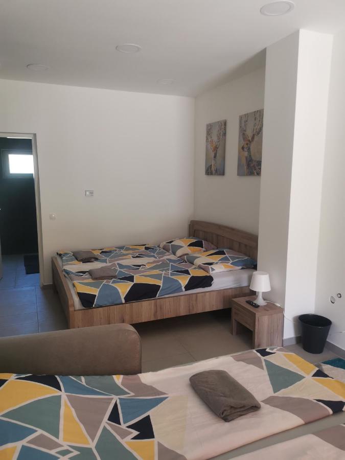 Podlovics Tanya Panzio Apartment Kemecse Екстериор снимка