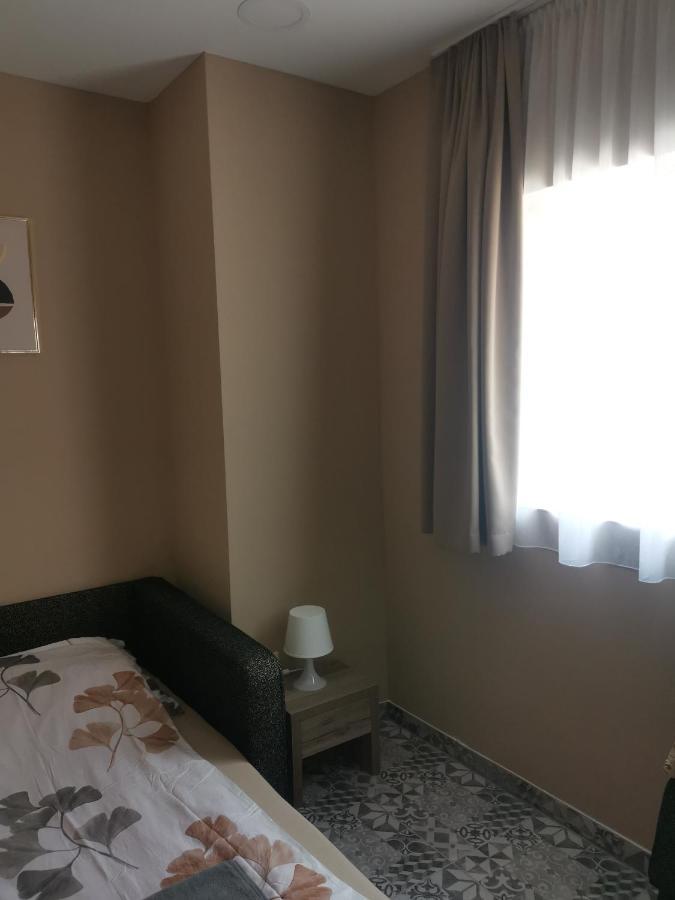 Podlovics Tanya Panzio Apartment Kemecse Екстериор снимка